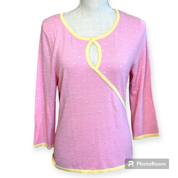 Vertigo Paris NWT SZ large fitted light pink w yellow trim key hole wrap sweater - Picture 1 of 15